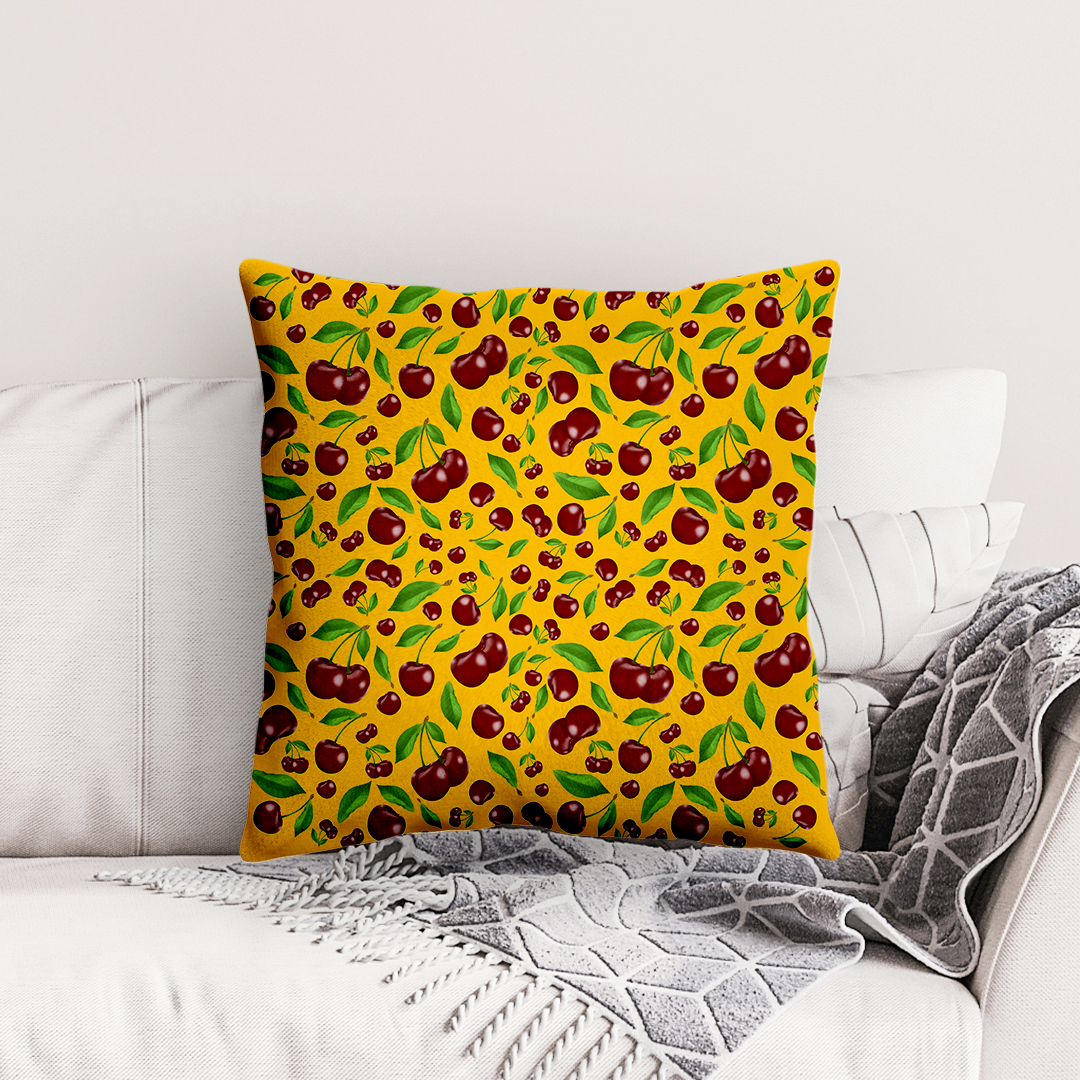 Kersen – Decoratief Kussen (gele print)