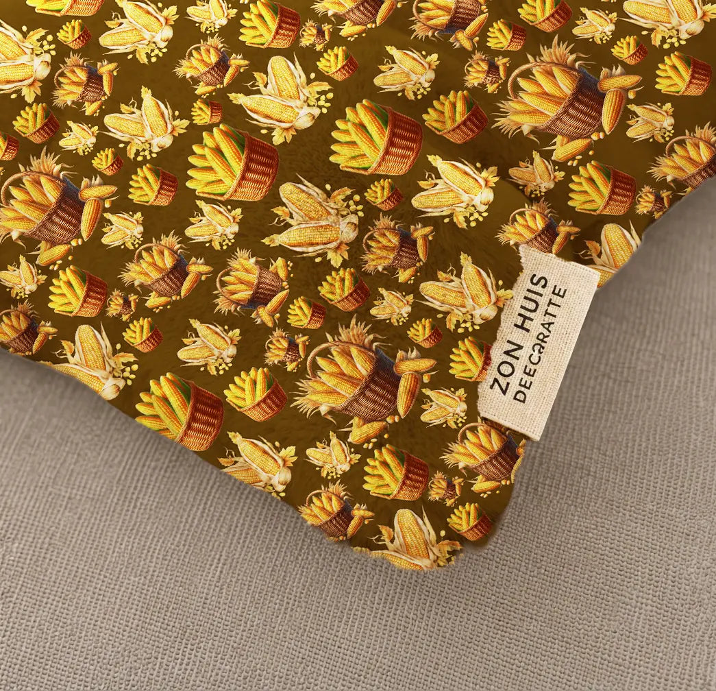 Decoratief Kussen Maïs – Olijfbruine Achtergrond